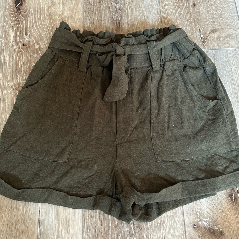 AEROPOSTALE, Women's Army Green Lightweight Shorts, Size: S